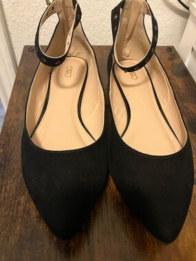 Cato Black Pointed Ankle-Strap Flats